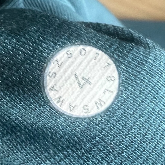 Lululemon Wunder Under Hi-Rise Tight 28" in Persian Blue size 4 - Picture 6 of 6